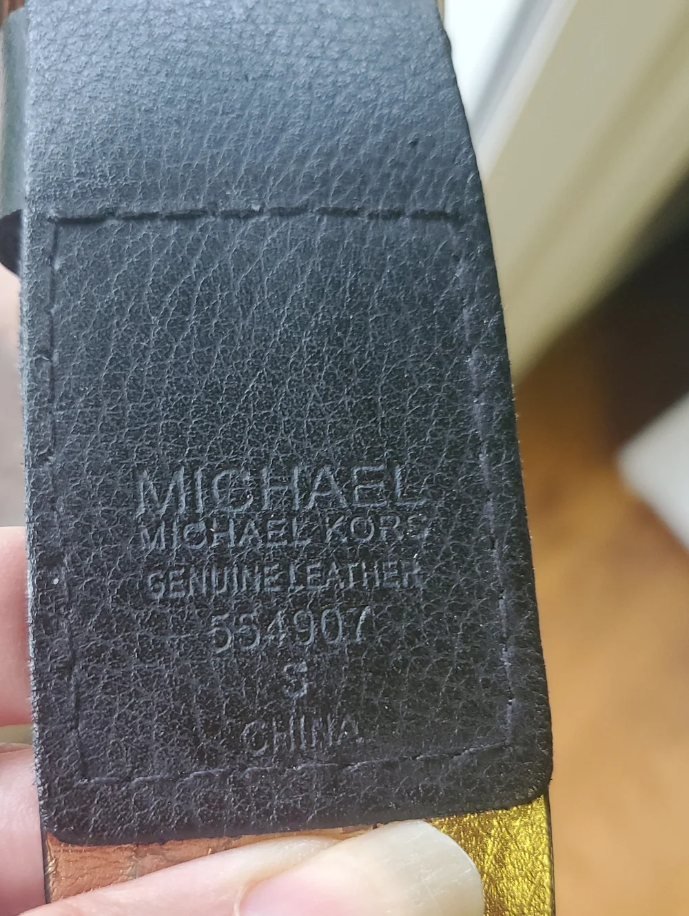 MICHAEL KORS  Black Leather Women's Belt with Gold-Tone Hardware